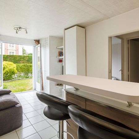 Superbe Appartement Au Coeur De Versailles Exterior foto
